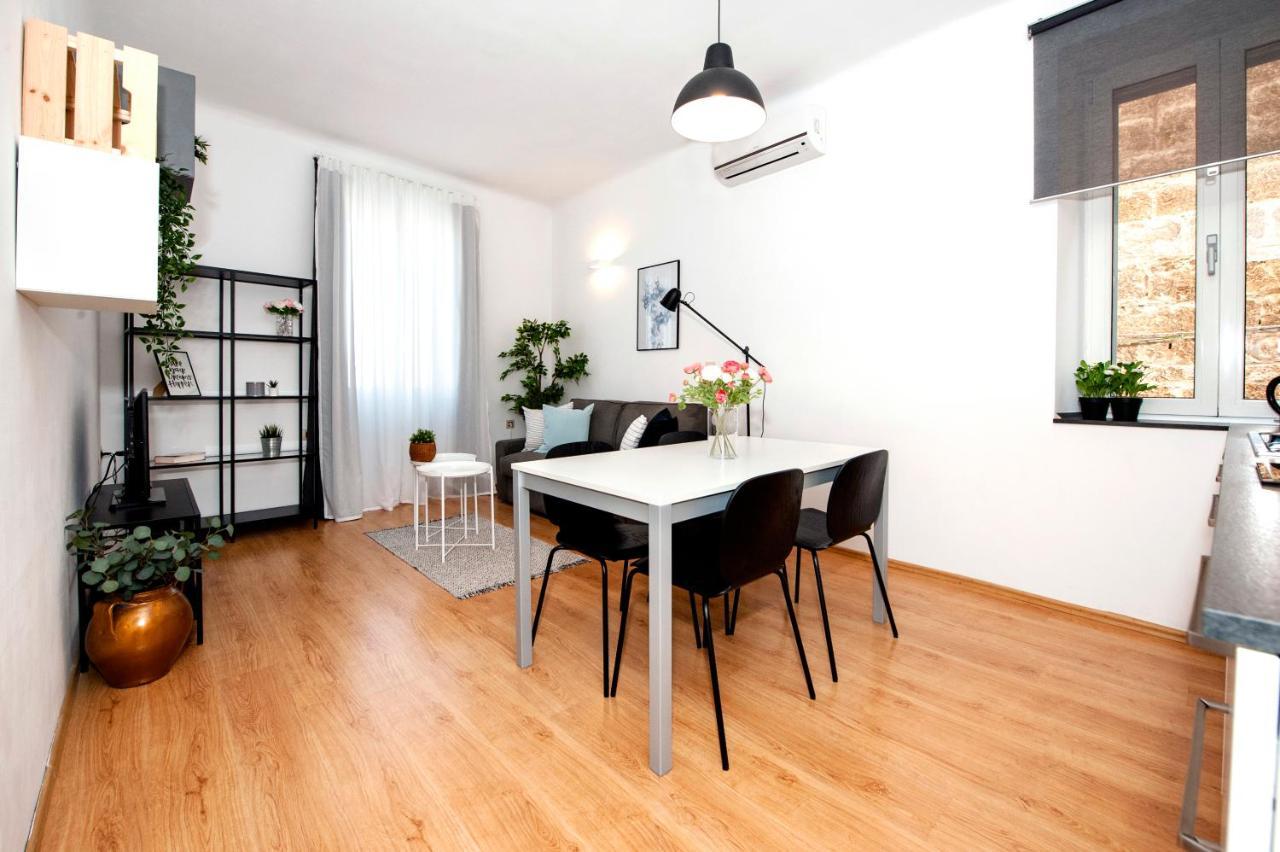 Apartment Mimi 로비니 외부 사진