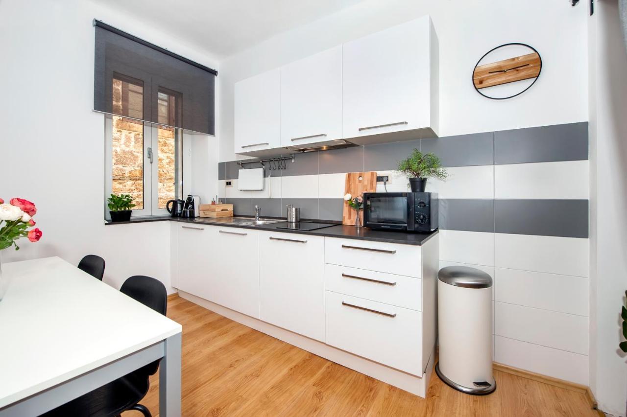 Apartment Mimi 로비니 외부 사진