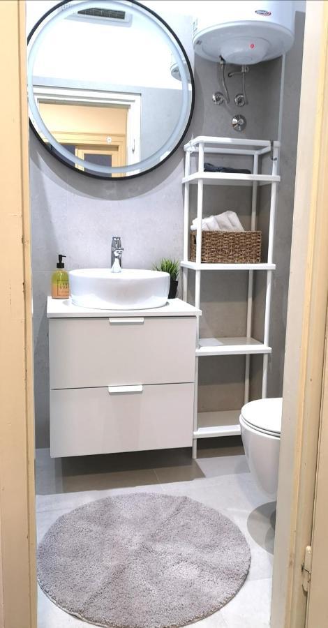 Apartment Mimi 로비니 외부 사진